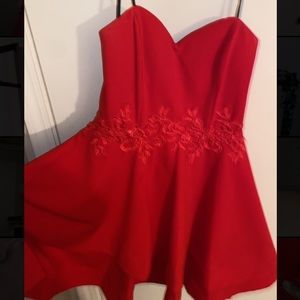 short red prom/homecoming dress